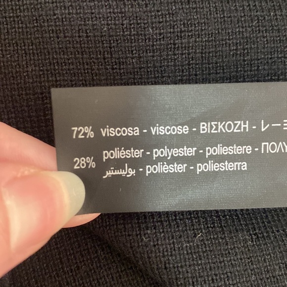 Zara - Black Knit Skirt - Size Medium - Picture 4 of 7